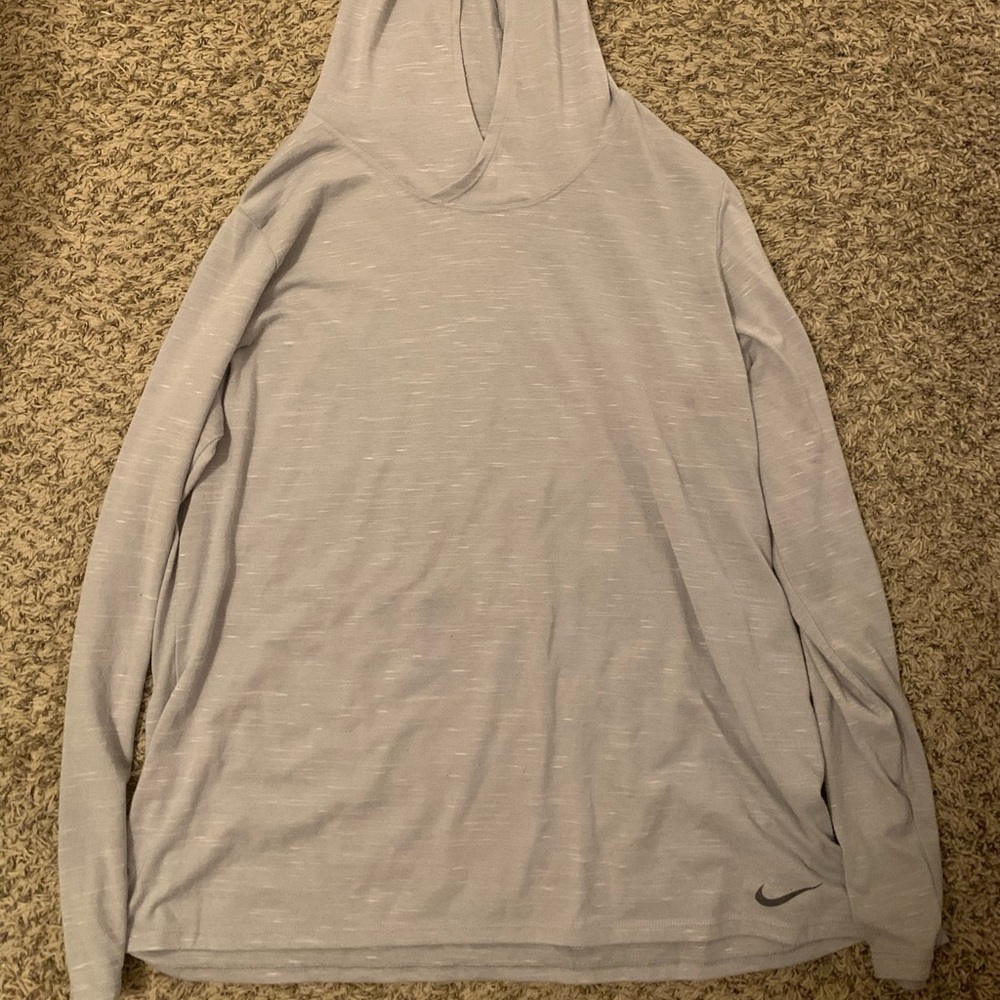 XXL women’s Nike Dri-fit tshirt hoodie